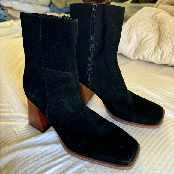 Women’s Crown Vintage Black ankle Block Heel Boots - Size 9.5 - Picture 1 of 6